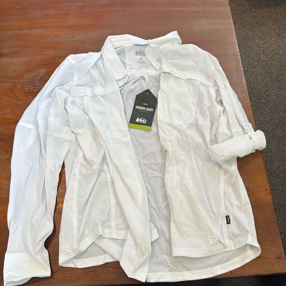Women’s REI Sahara sunscreen shirt 2x